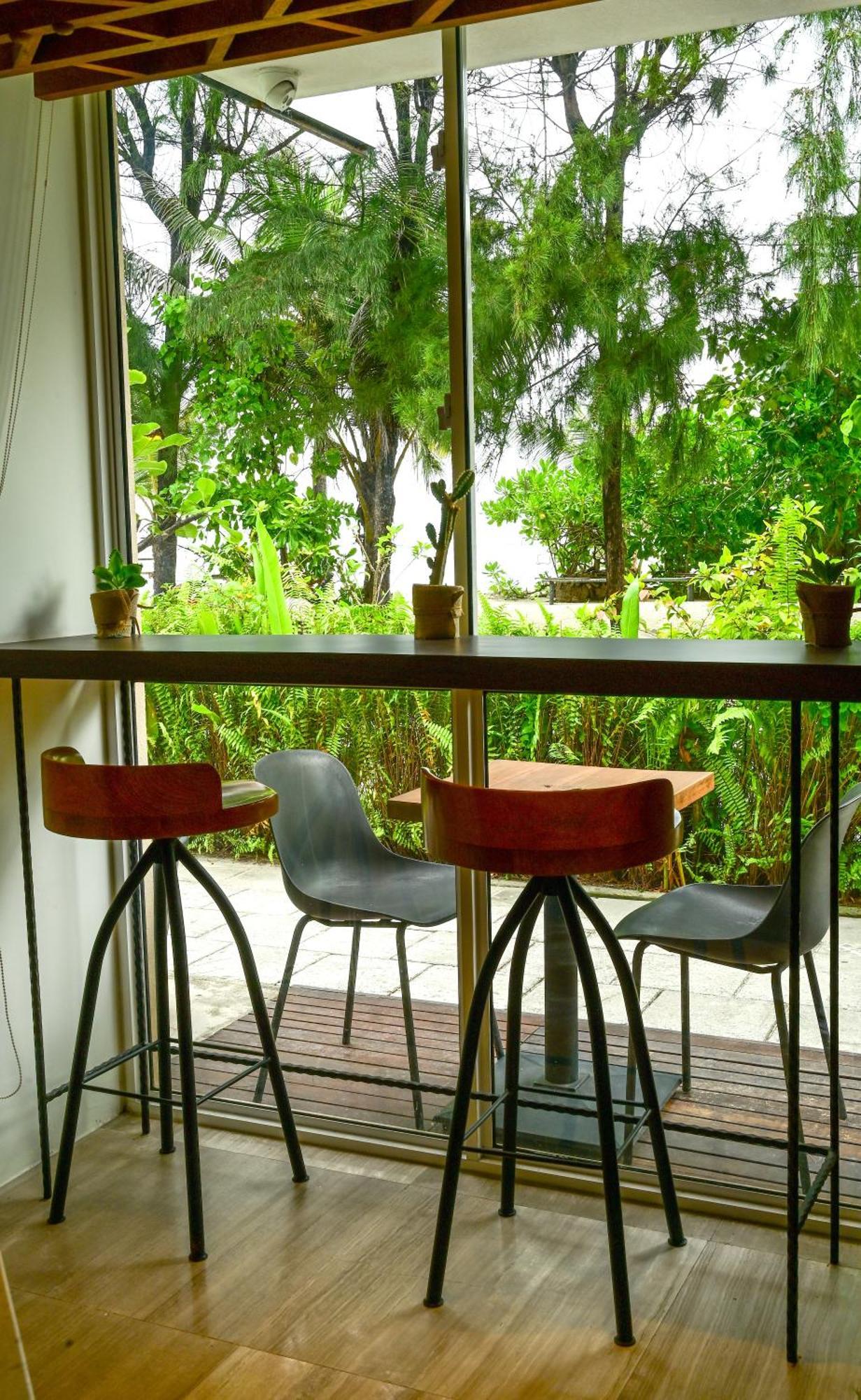 Seasalter Maldives Hotel Hulhumale Exterior photo